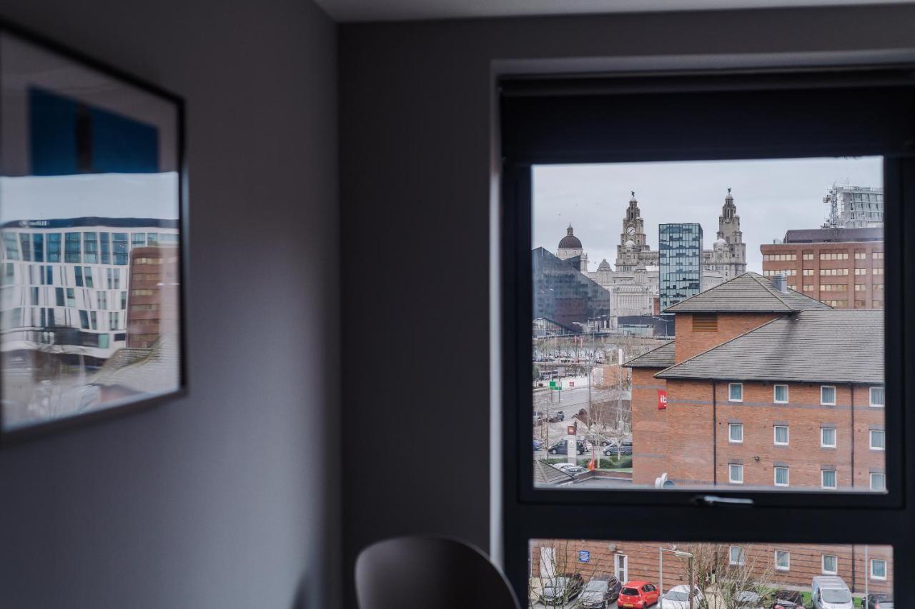 Host Apartments - Contemporary 3 Bed Apt With Balcony - Perfect For Long Stays リヴァプール エクステリア 写真